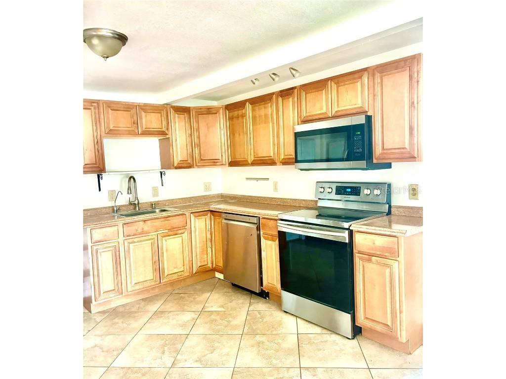 4485 49th Avenue N Saint Petersburg FL 33714 TB8373303 image6