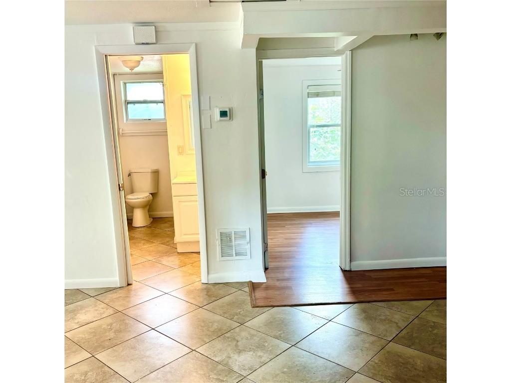 4485 49th Avenue N Saint Petersburg FL 33714 TB8373303 image9