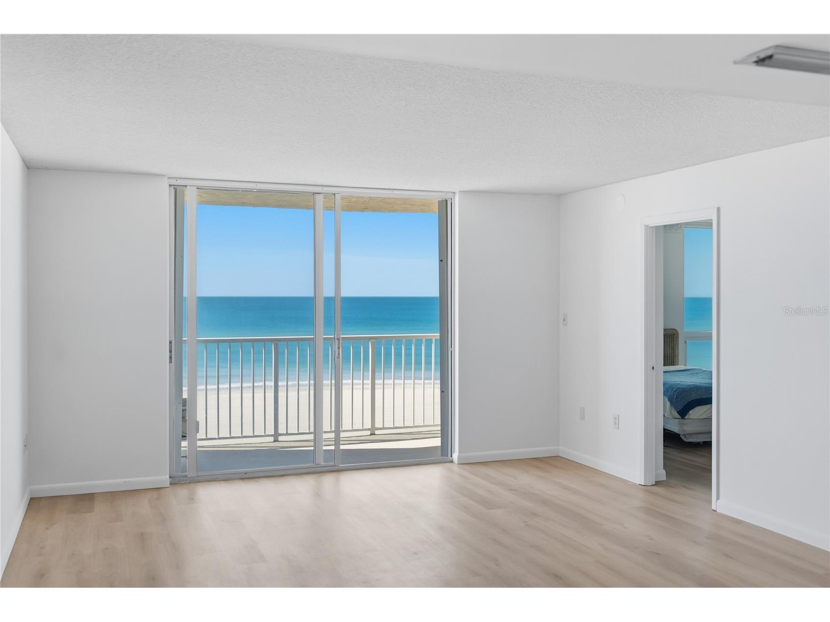 4485 Gulf Of Mexico Drive #402 Longboat Key FL 34228 A4675789 image1