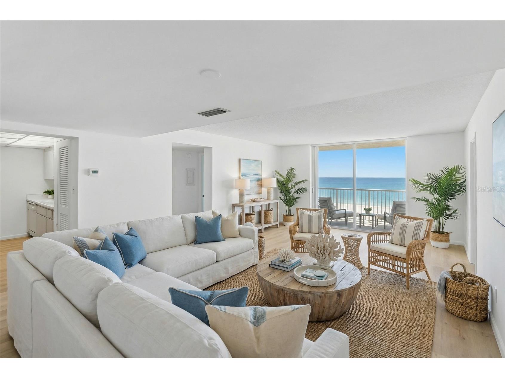 4485 Gulf Of Mexico Drive #402 Longboat Key FL 34228 A4675789 image6