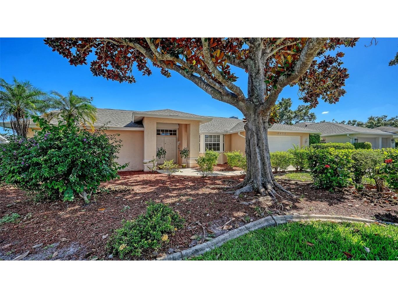 4487 Diamond Circle E Sarasota FL 34233 A4668864 image1