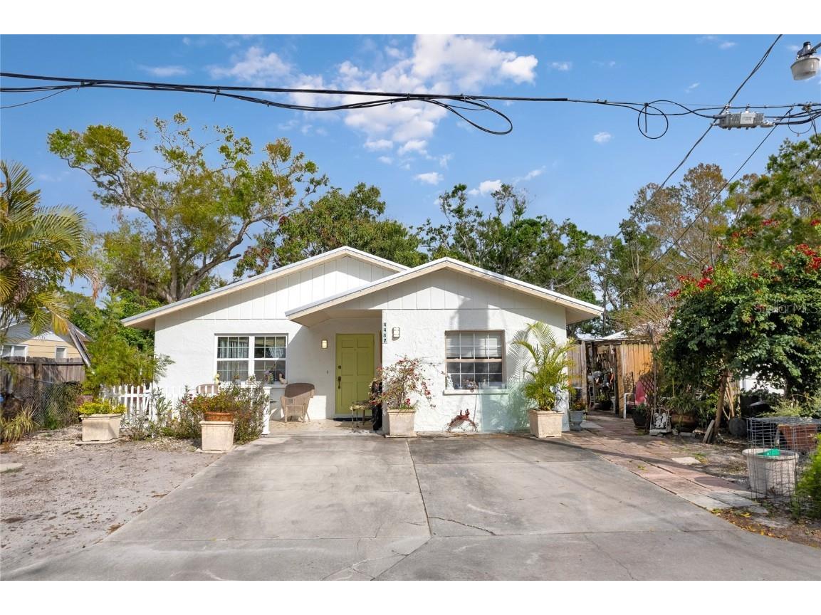 4487 Flatbush Avenue Sarasota FL 34233 A4643355 image1
