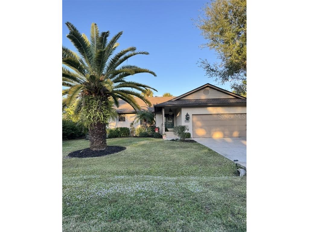 4487 Trails Drive Sarasota FL 34232 A4675608 image2