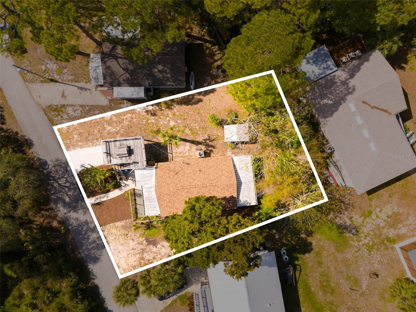 4489 Fishman Avenue Weeki Wachee FL 34607 W7883852 image3