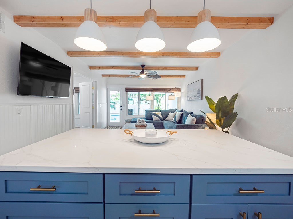 449 63rd Street Holmes Beach FL 34217 A4671397 image17