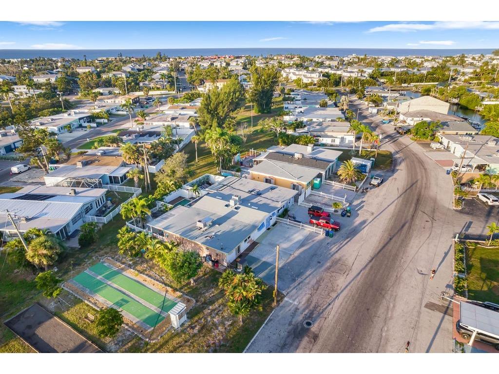 449 63rd Street Holmes Beach FL 34217 A4671397 image42