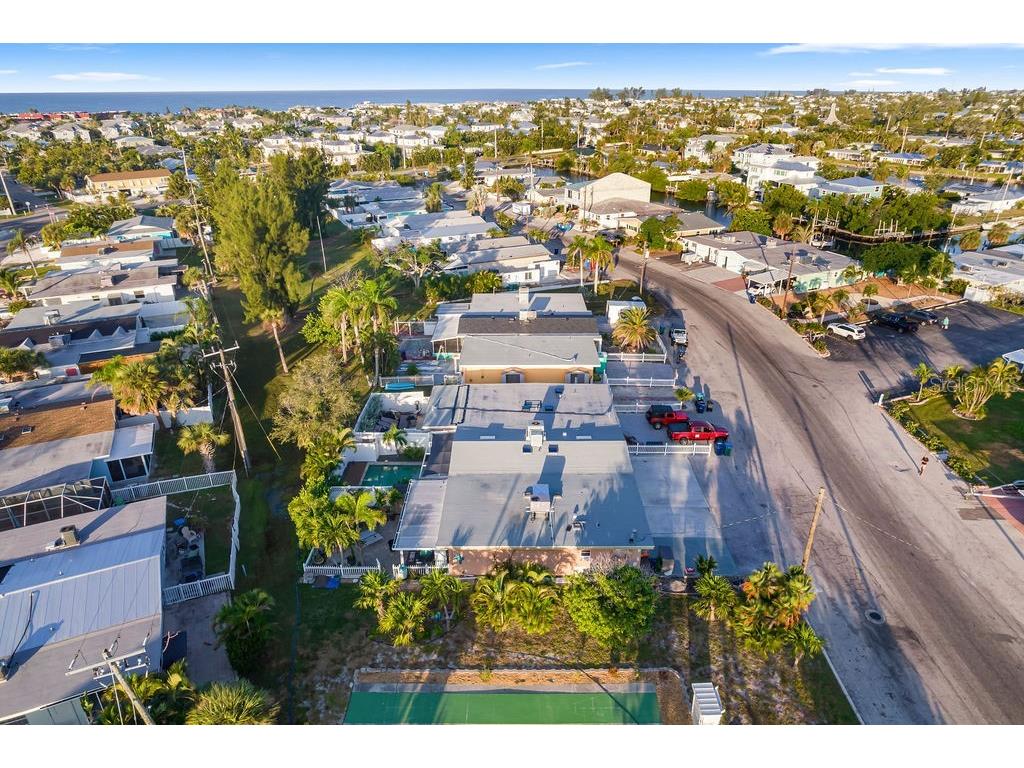 449 63rd Street Holmes Beach FL 34217 A4671397 image47