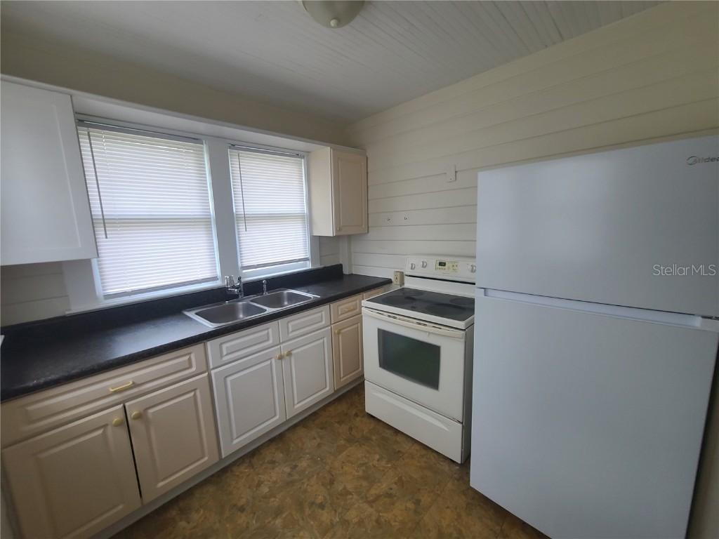 449 E Church Street Deland FL 32724 V4945110 image12