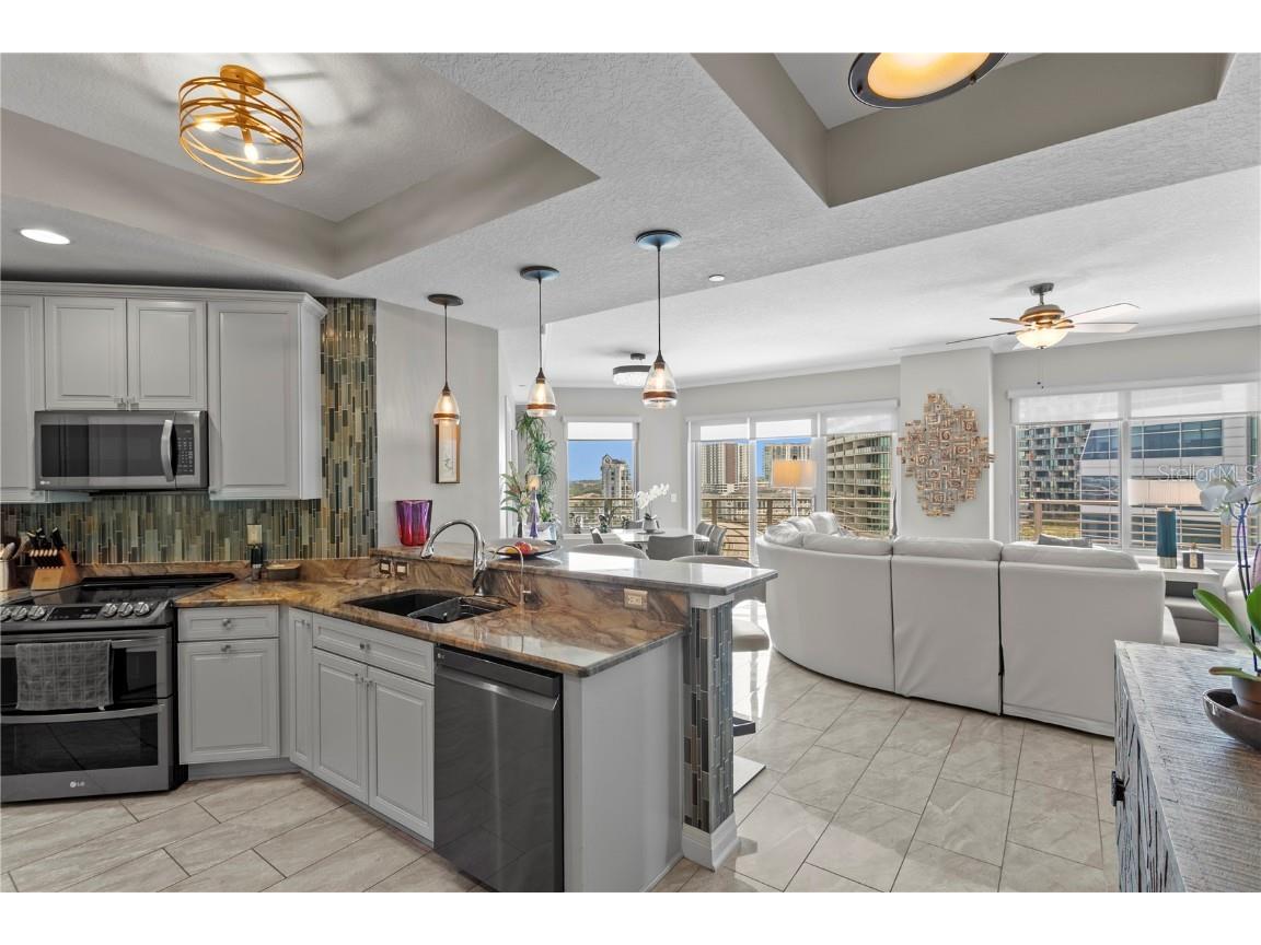 449 S 12th Street #1004 Tampa FL 33602 - GARRISON CHANNEL TB8397839 image4