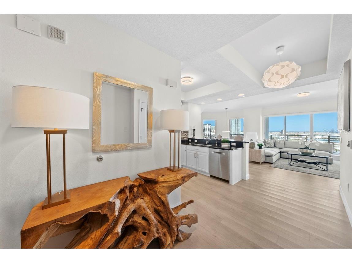 449 S 12th Street #1101 Tampa FL 33602 TB8442788 image4