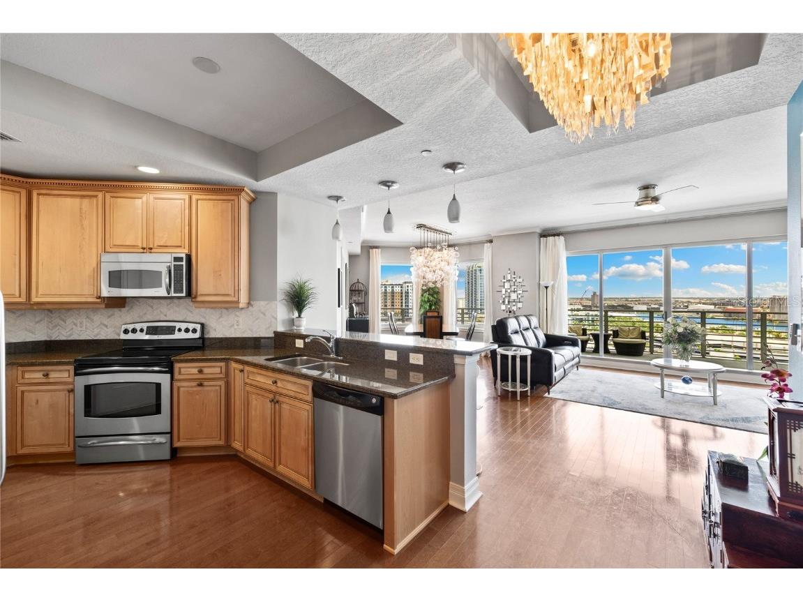 449 S 12th Street #1201 Tampa FL 33602 TB8389977 image14