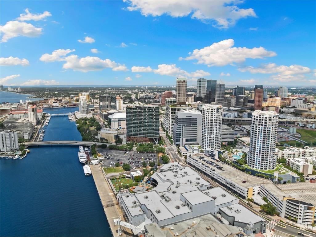 449 S 12th Street #1201 Tampa FL 33602 TB8389977 image60