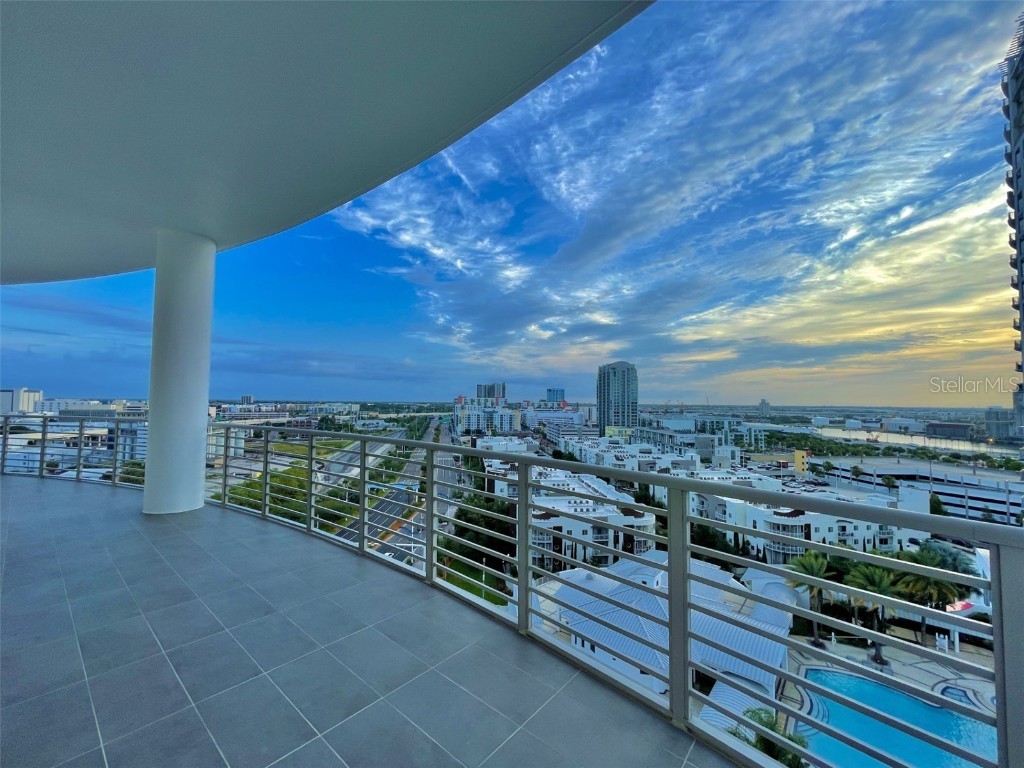 449 S 12th Street #1401 Tampa FL 33602 - MCKAY TAMPABAY & CHANNELS TB8431376 image1