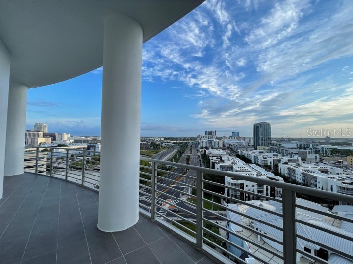 449 S 12th Street #1401 Tampa FL 33602 - MCKAY TAMPABAY & CHANNELS TB8431376 image2