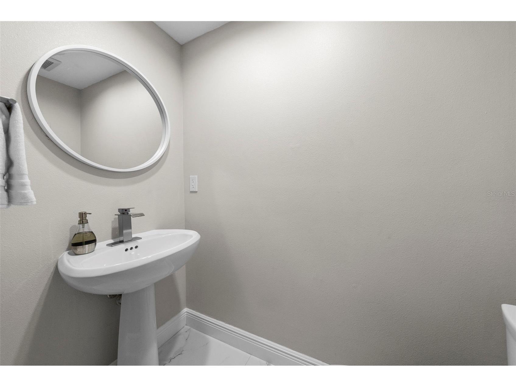 449 S 12th Street #1402 Tampa FL 33602 TB8485015 image27