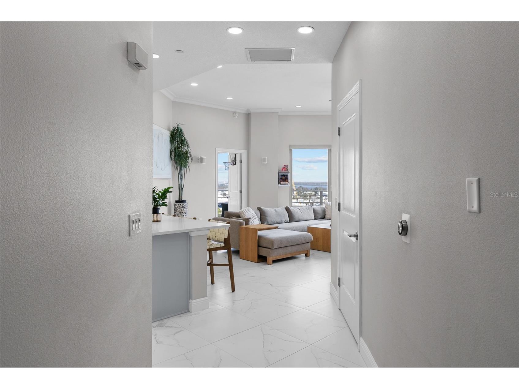 449 S 12th Street #1402 Tampa FL 33602 TB8485015 image3