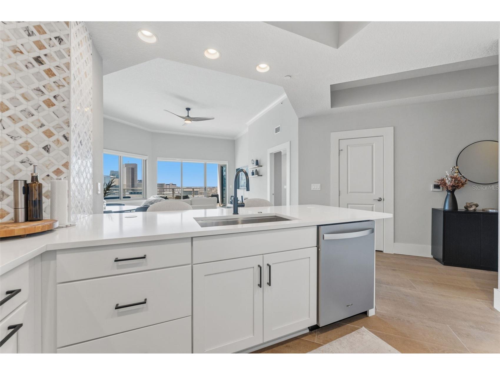 449 S 12th Street #1405 Tampa FL 33602 TB8511107 image9