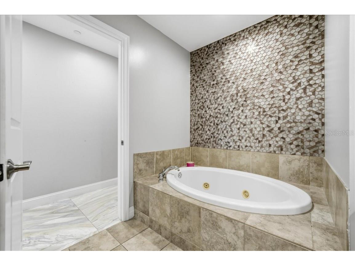 449 S 12th Street #1804 Tampa FL 33602 TB8448893 image20