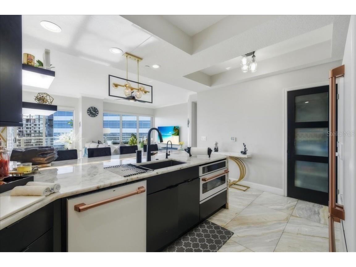 449 S 12th Street #1804 Tampa FL 33602 TB8448893 image7