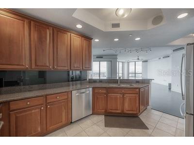 449 S 12th Street #2401 Tampa FL 33602 TB8437848 image11