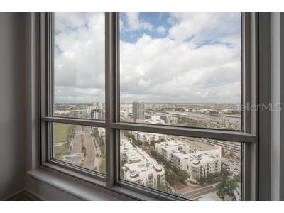 449 S 12th Street #2401 Tampa FL 33602 TB8437848 image6