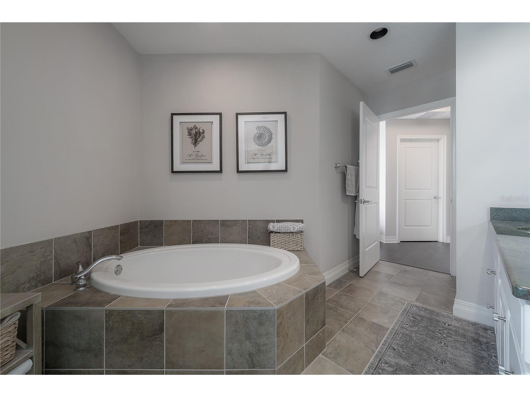 449 S 12th Street #2501 Tampa FL 33602 TB8505866 image14