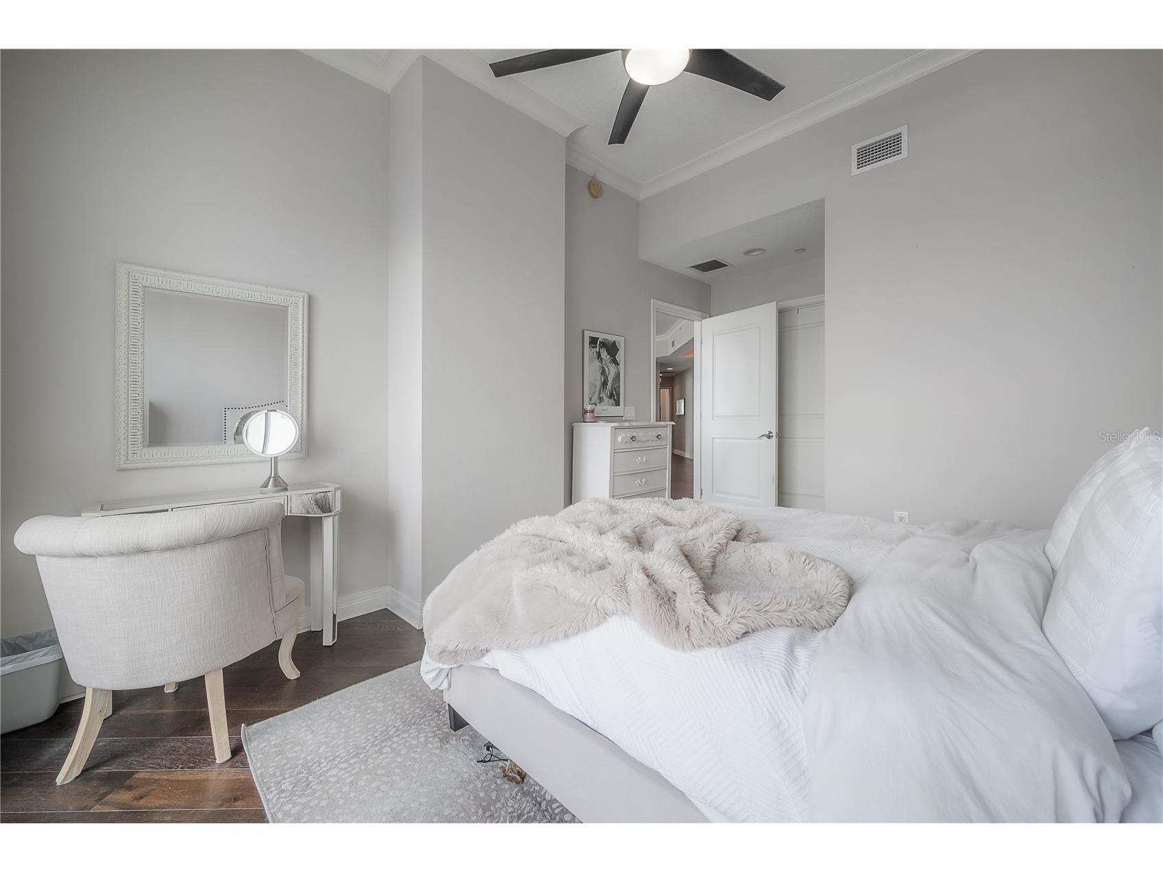 449 S 12th Street #2501 Tampa FL 33602 TB8505866 image20