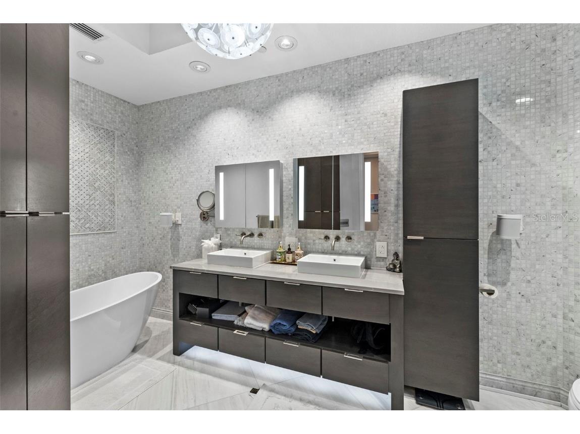 449 S 12th Street #2602 Tampa FL 33602 TB8452420 image35