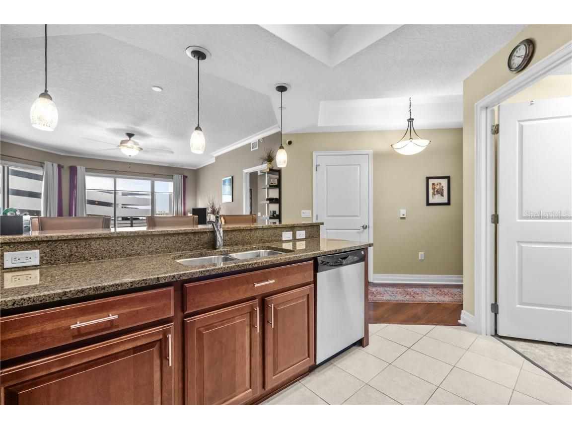 449 S 12th Street #705 Tampa FL 33602 TB8429163 image14