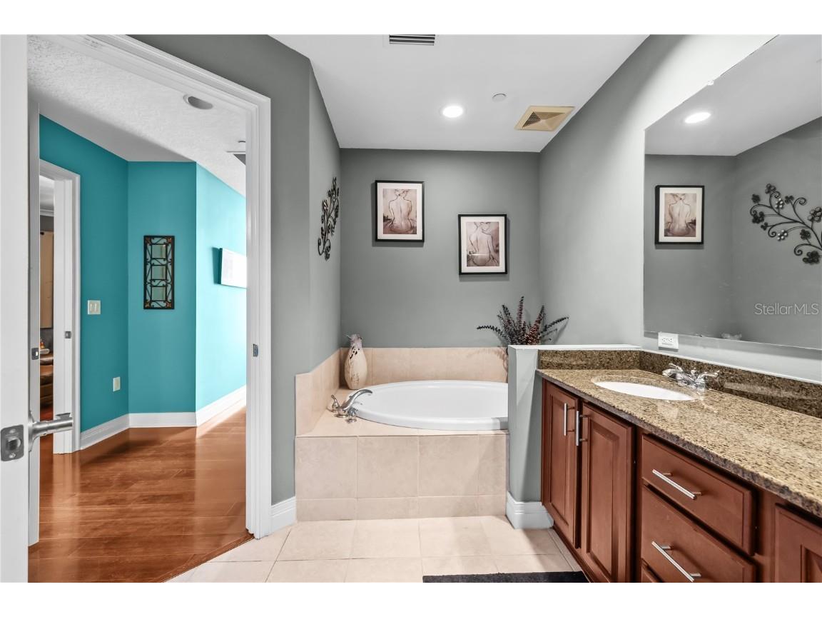 449 S 12th Street #705 Tampa FL 33602 TB8429163 image25