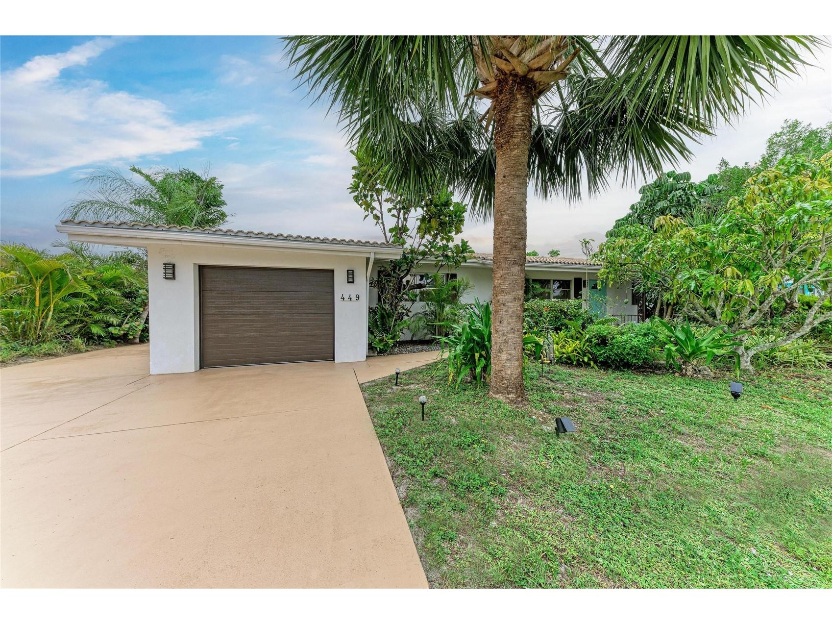 449 W Tarpon Boulevard NW Port Charlotte FL 33952 - TARPON WATERWAY C7526866 image1
