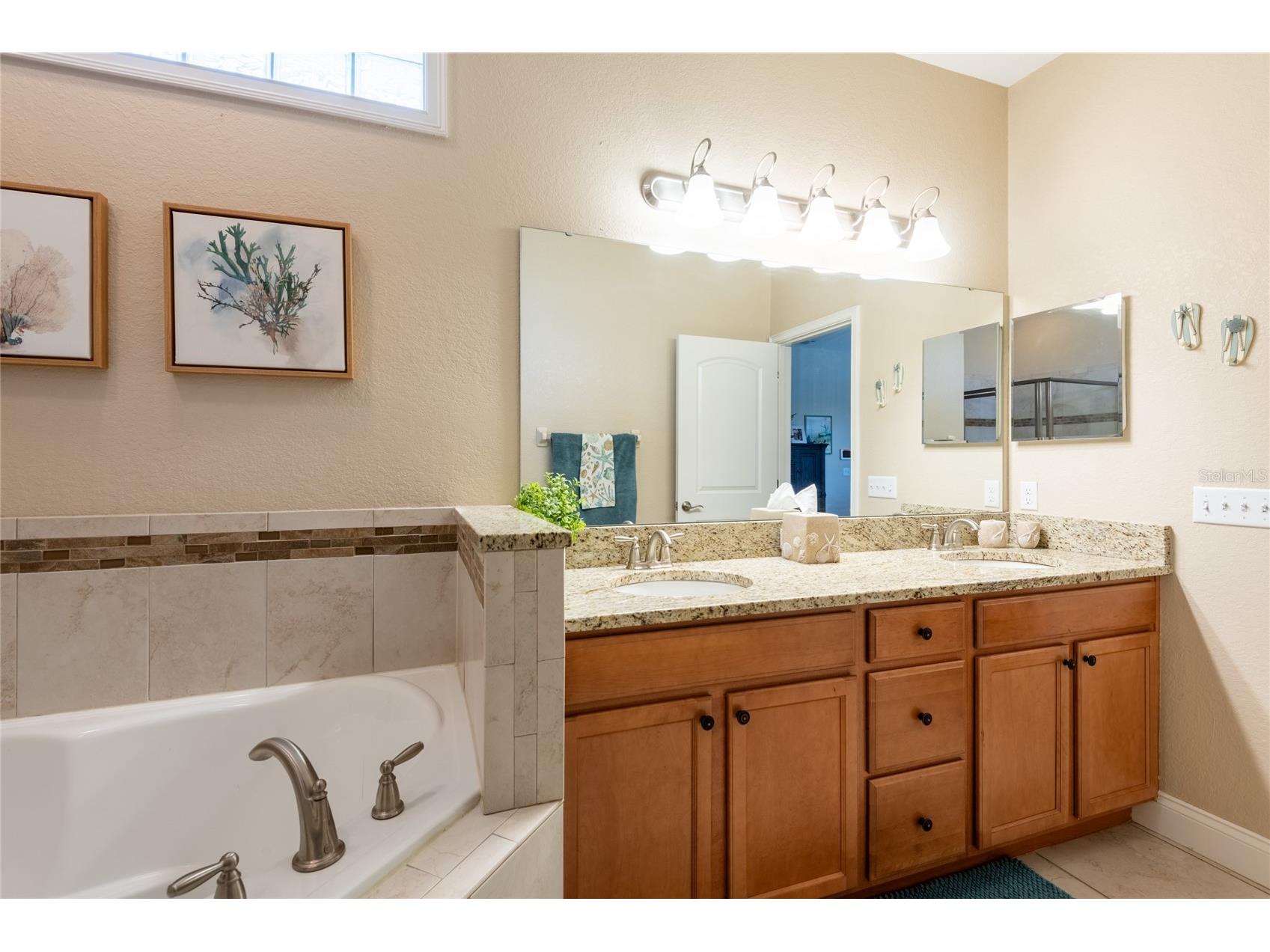 4490 Fairway Oaks Drive Mulberry FL 33860 TB8525337 image24