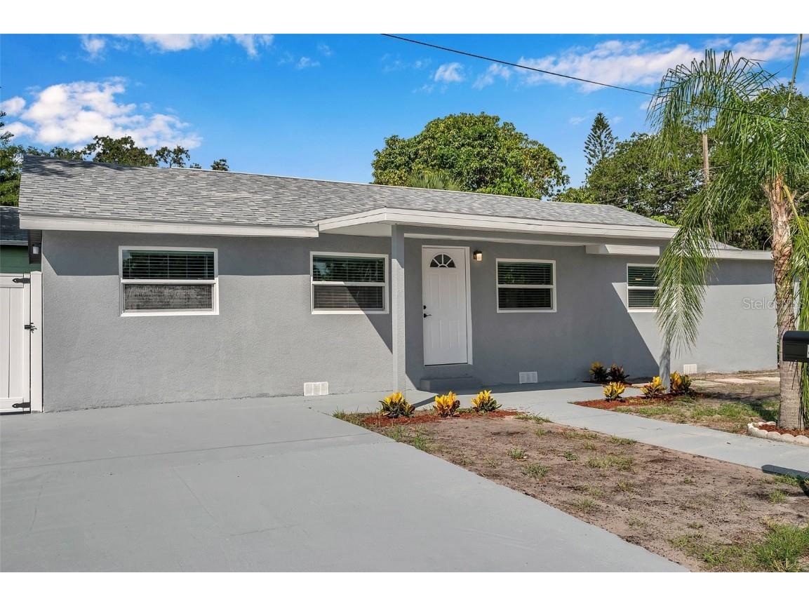 4490 Moon Street N Saint Petersburg FL 33709 A4578678 image1