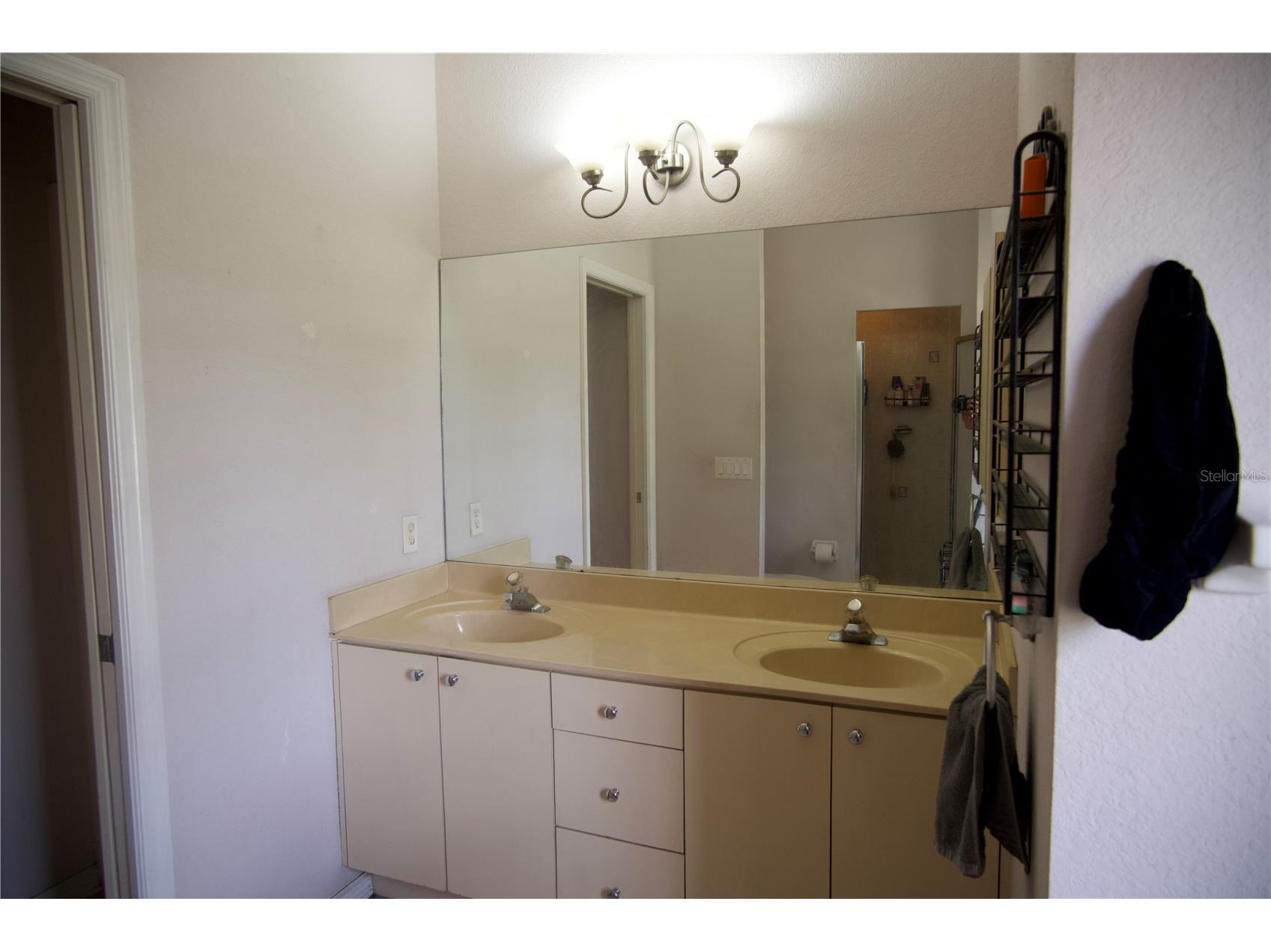 4491 Cuthbert Avenue North Port FL 34287 A4693853 image15