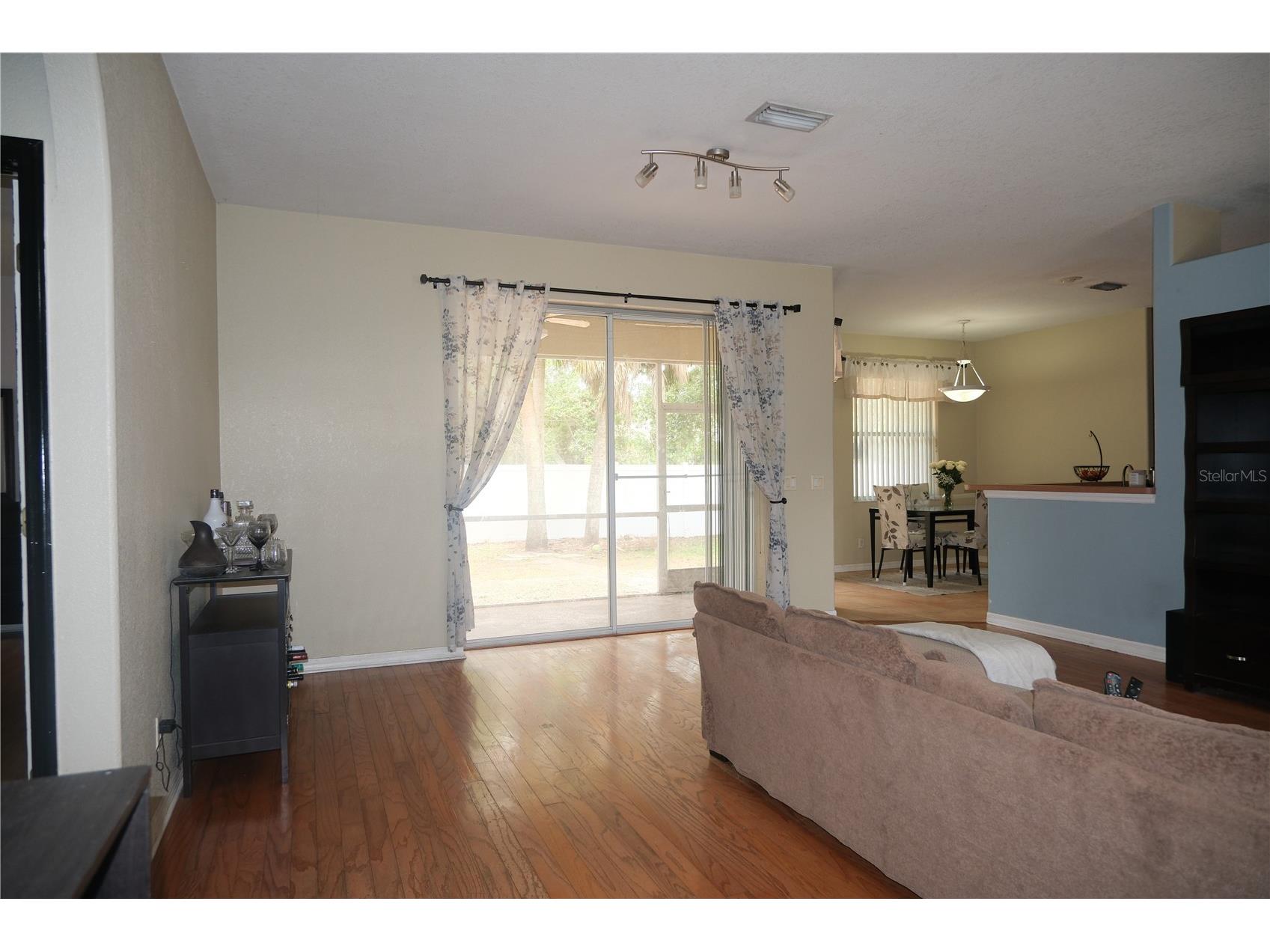 4491 Cuthbert Avenue North Port FL 34287 A4693853 image4