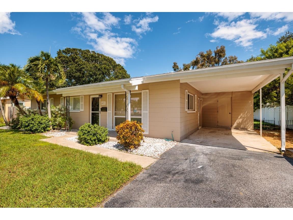 4491 Shore Acres Boulevard NE Saint Petersburg FL 33703 TB8319133 image1