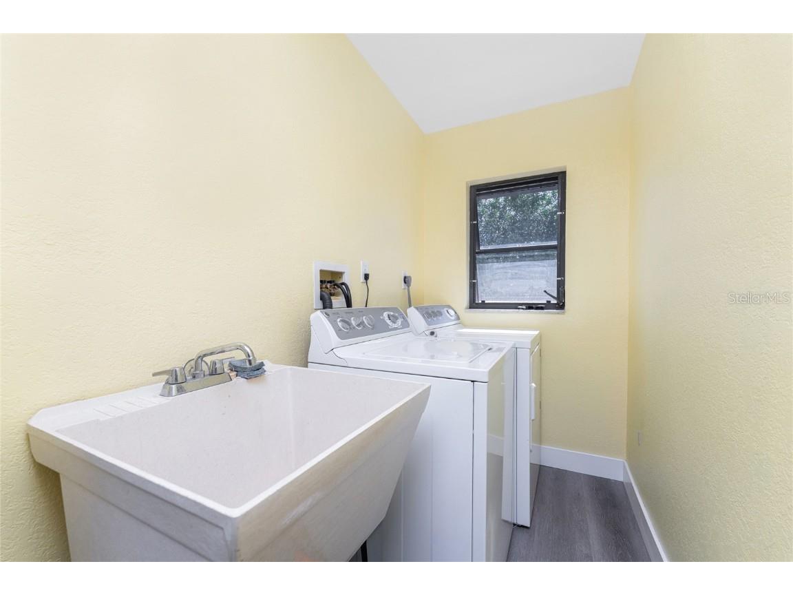 4492 Gillen Street Port Charlotte FL 33948 - GILLEN WATERWAY D6145013 image47