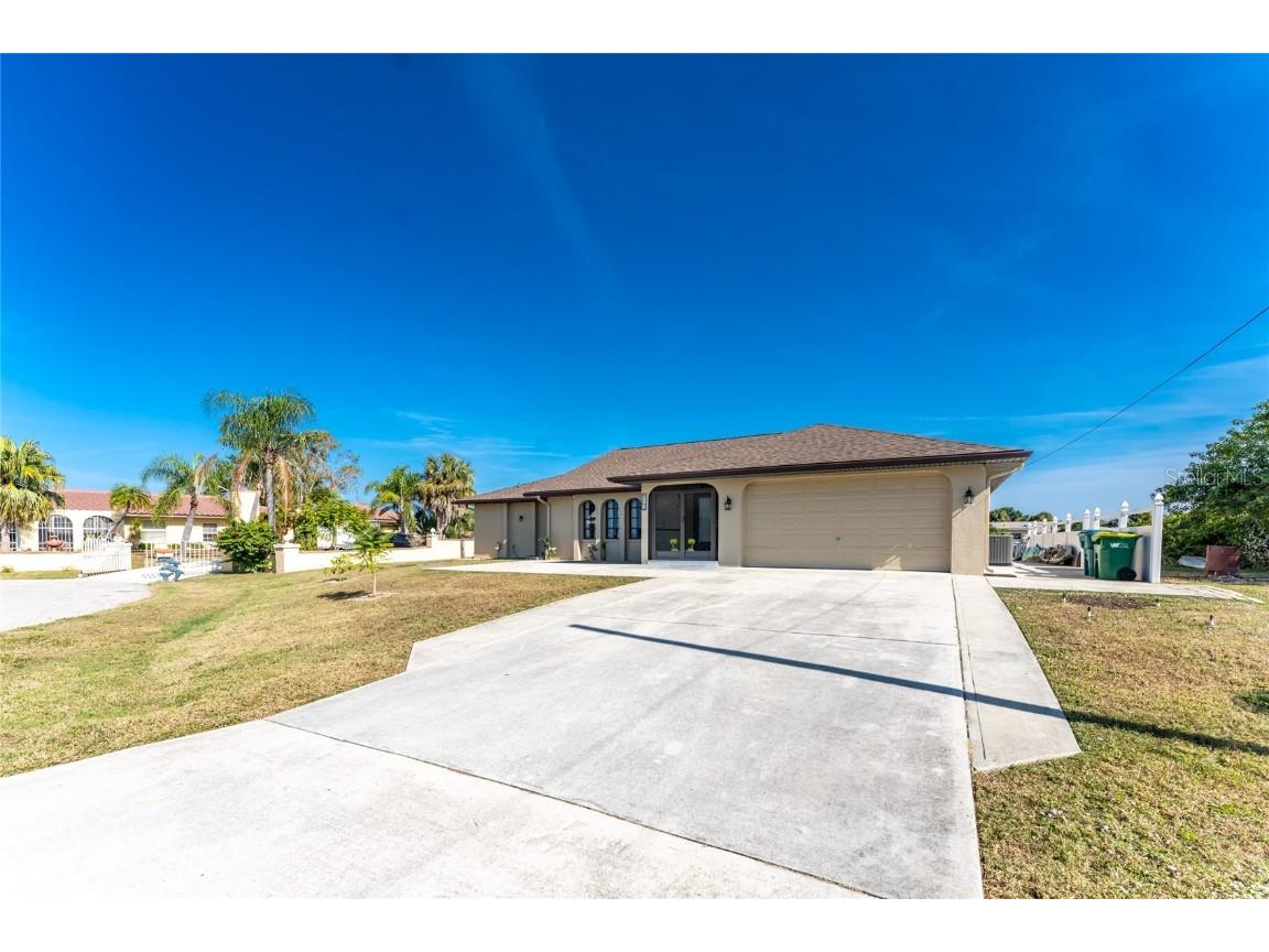 4492 Gillen Street Port Charlotte FL 33948 - GILLEN WATERWAY D6145013 image61