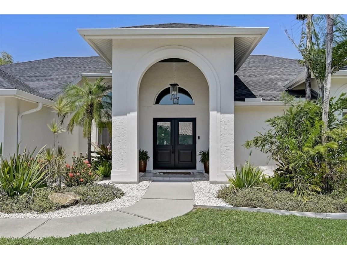 4493 Shadowleaf Drive Sarasota FL 34233 A4585204 image1