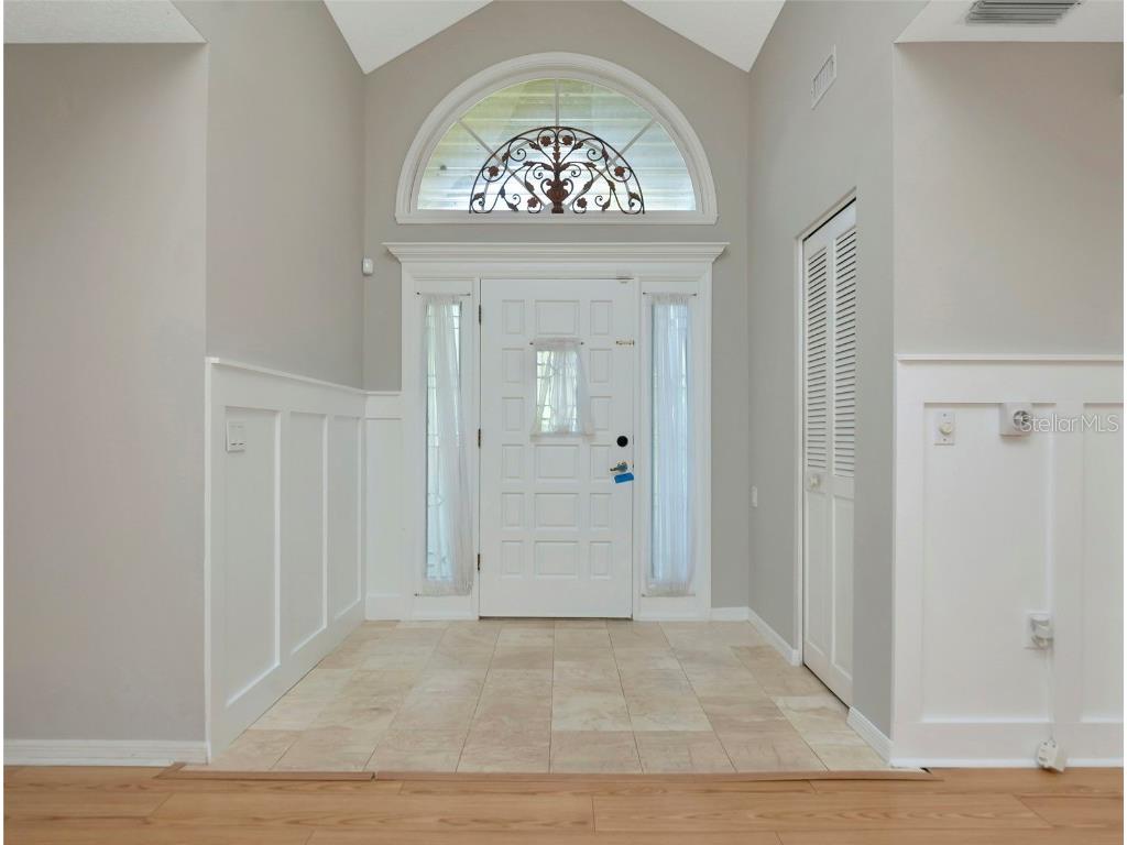 4494 Ascot Circle N Sarasota FL 34235 A4661475 image3