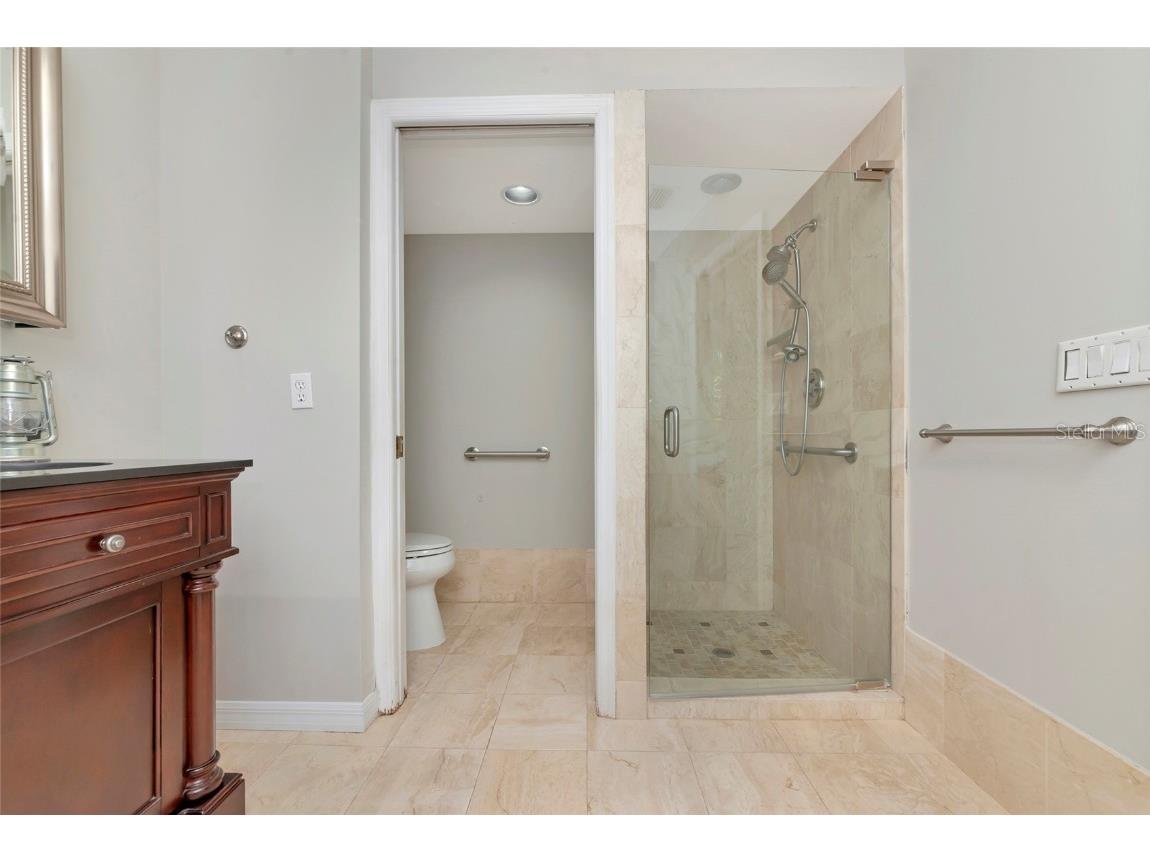 4494 Ascot Circle N Sarasota FL 34235 A4661475 image43