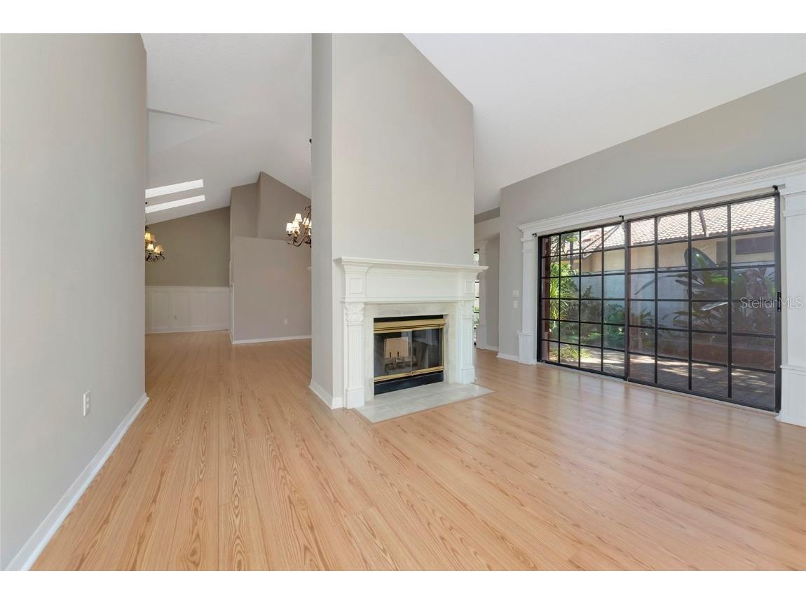 4494 Ascot Circle N Sarasota FL 34235 A4661475 image8