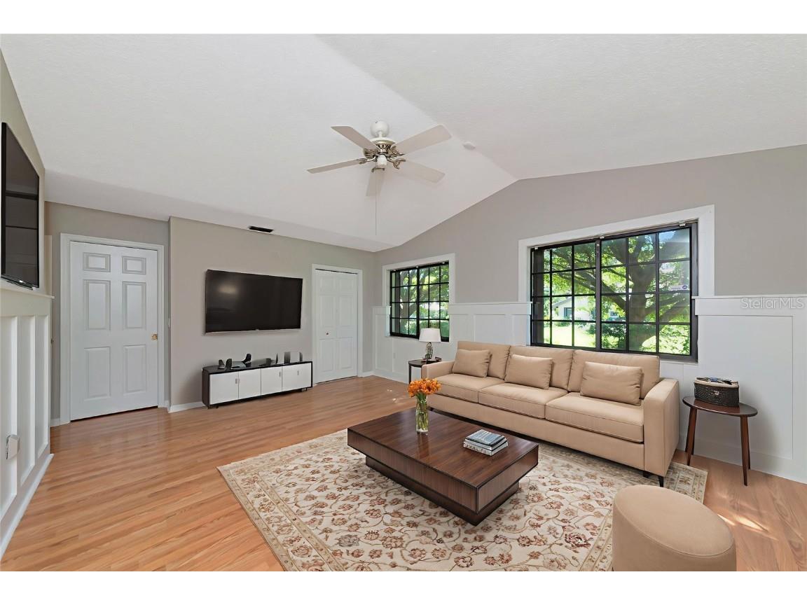 4494 Ascot Circle N Sarasota FL 34235 A4661475 image9