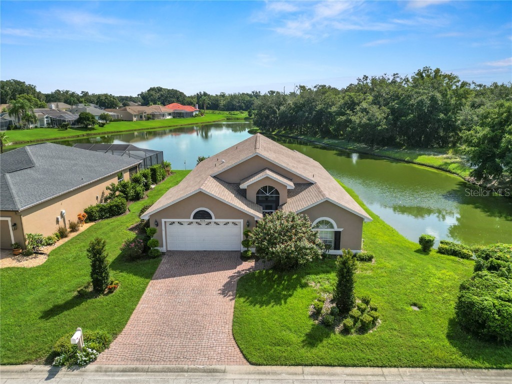 4494 Fairway Oaks Drive Mulberry FL 33860 L4946875 image1