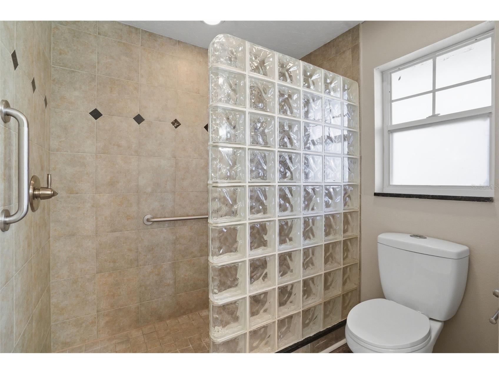 4495 Diamond Circle Sarasota FL 34233 O6364644 image30