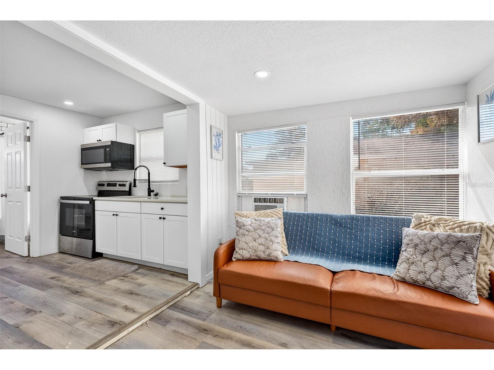 4496 Star Street N Saint Petersburg FL 33709 TB8460234 image31