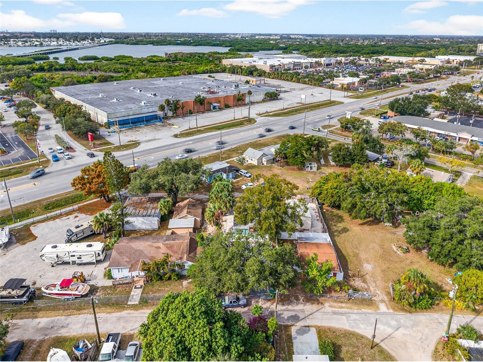 4496 Star Street N Saint Petersburg FL 33709 TB8460234 image54