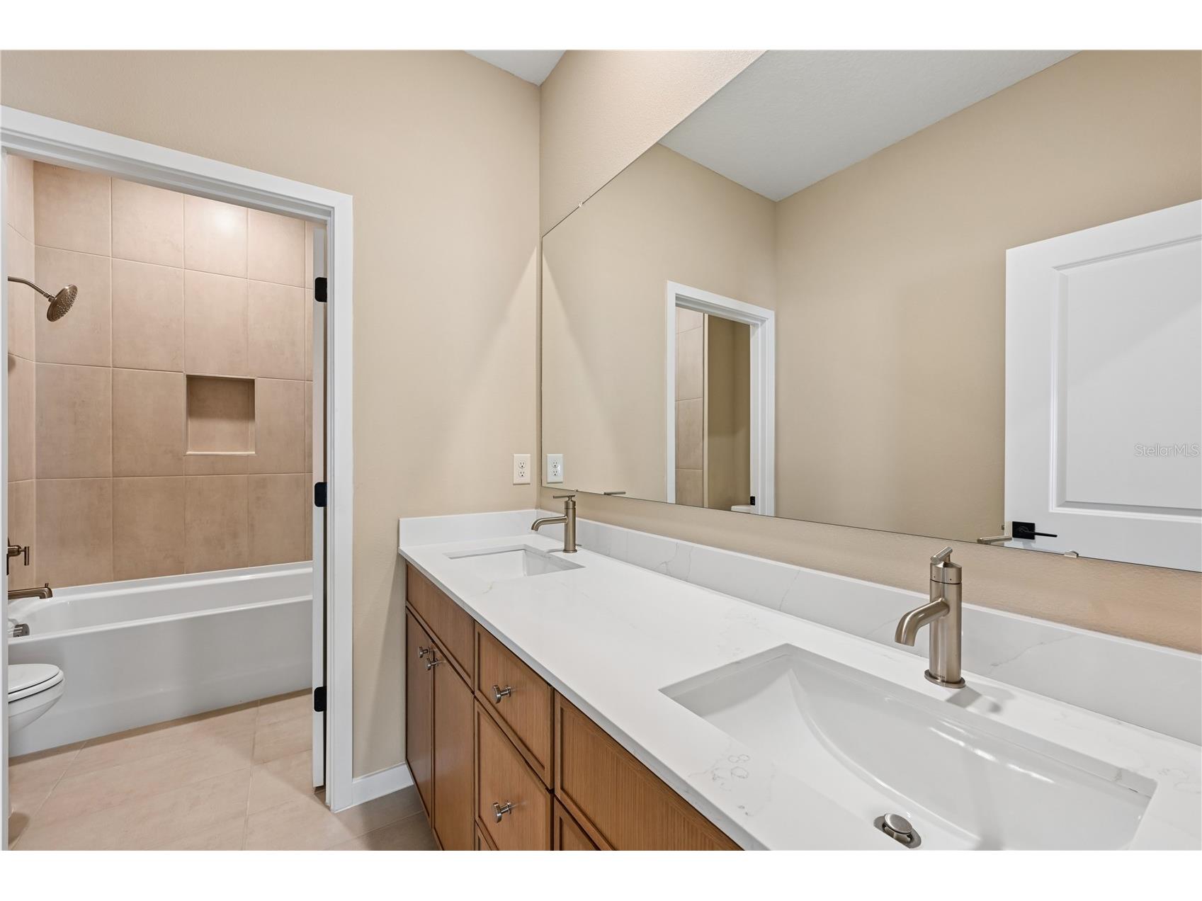 4497 NW 37th Street Ocala FL 34482 OM726361 image11