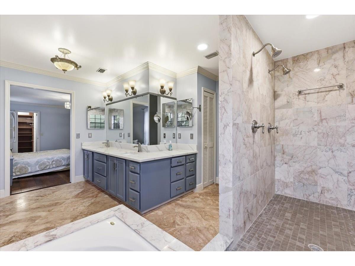 4498 Real Court Orlando FL 32808 O6408446 image39
