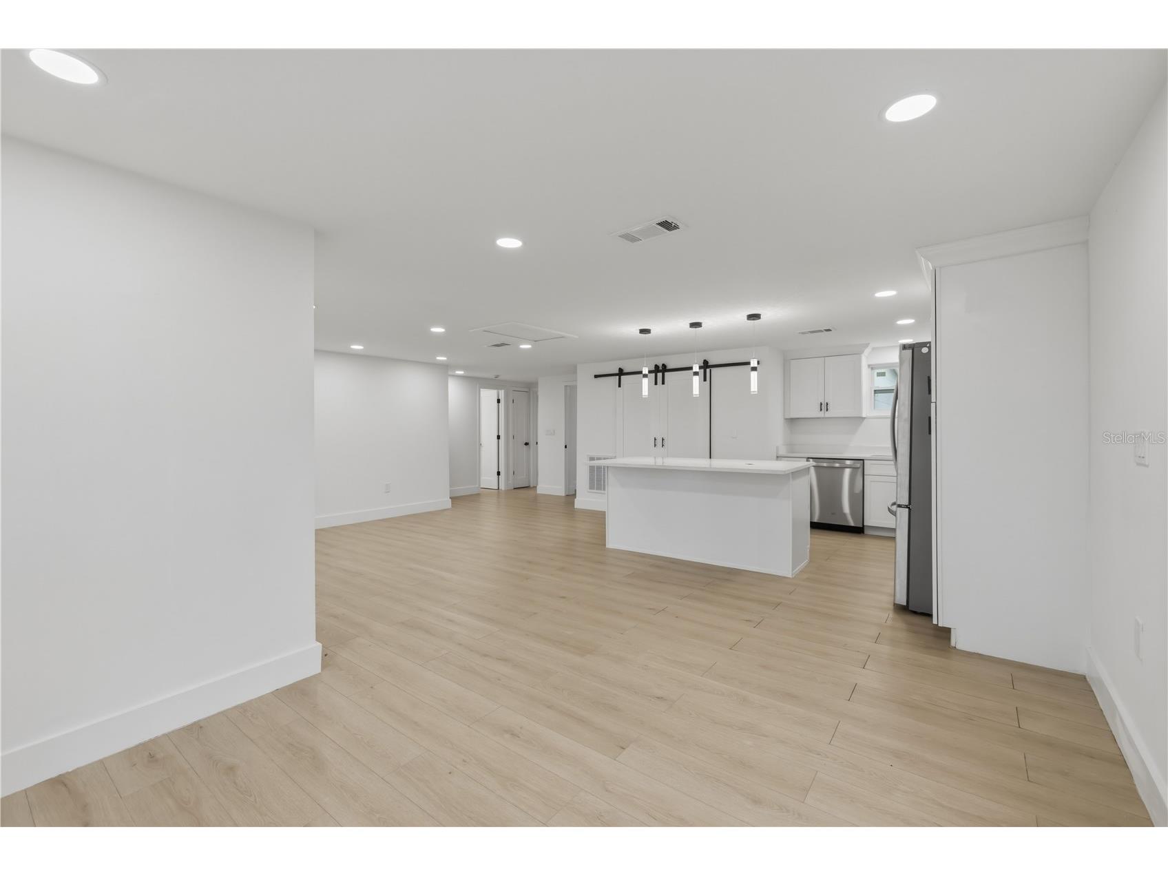 45 Euclid Avenue Englewood FL 34223 A4695519 image10